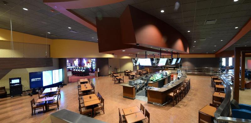 호텔 River Bend Casino &