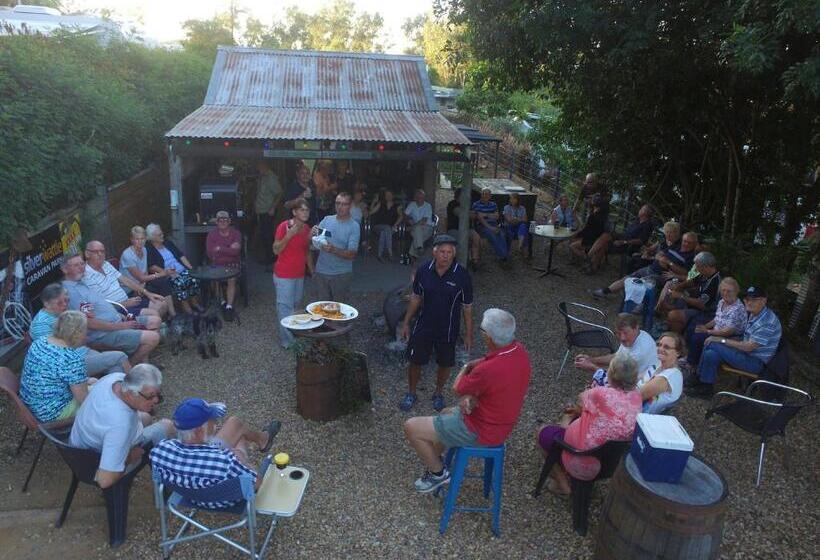 Мотель Silver Wattle Cabins