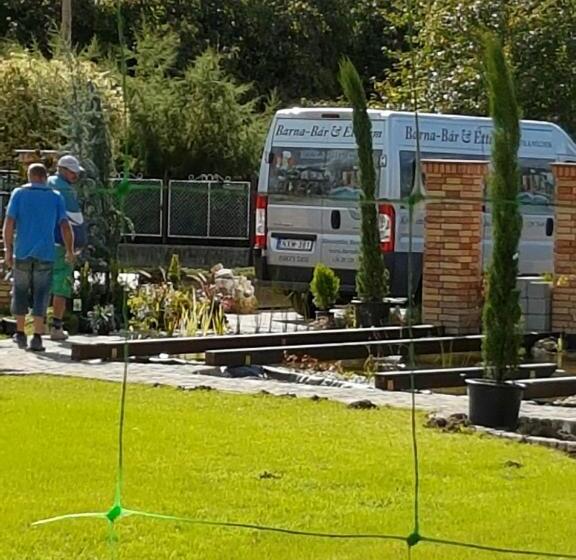 Pensjonat Barna Bár Motel&apartman