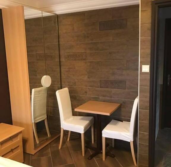 Pensjonat Barna Bár Motel&apartman