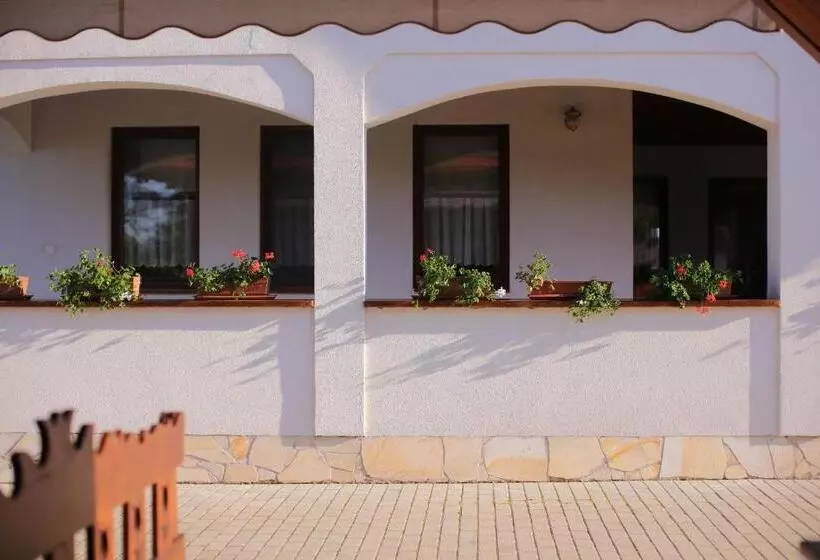 Majatalo Csaronda Vendegház