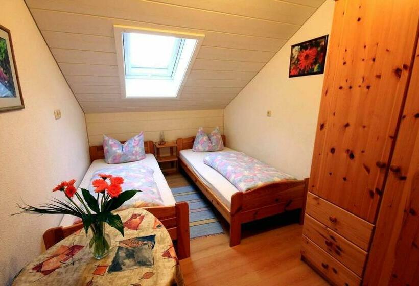 ペンション Ferienhaus Corinna