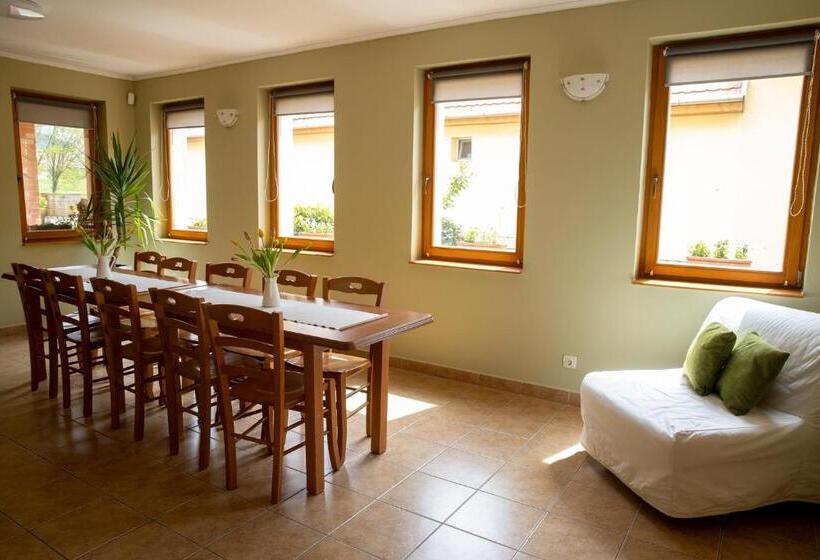 פנסיון Mézes Vendégház és Apiterápiás Központ