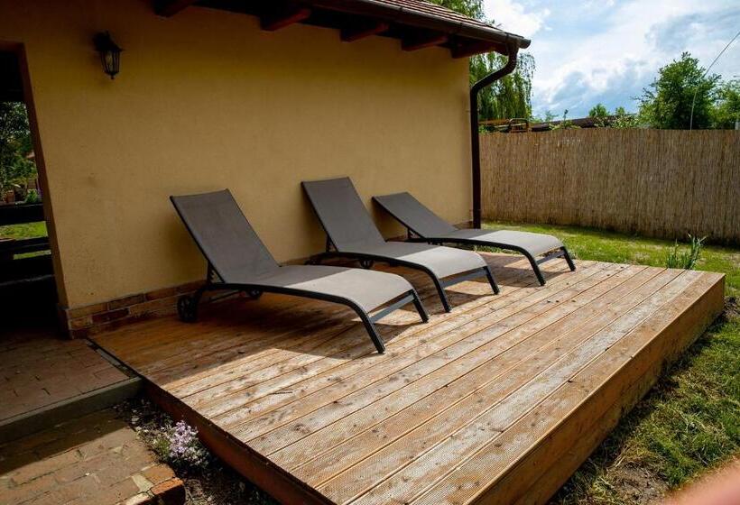 פנסיון Mézes Vendégház és Apiterápiás Központ