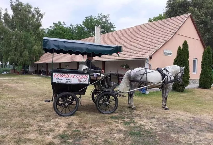 Majatalo Vadaspuszta Vendeghaz
