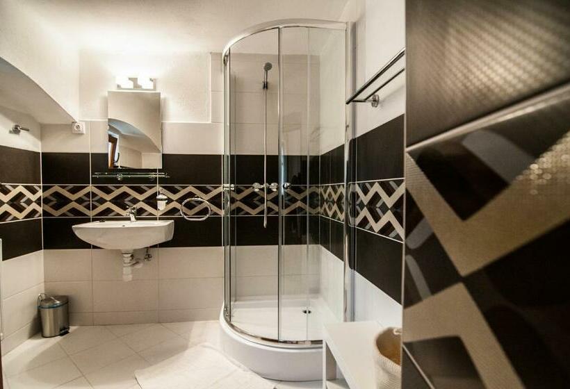 Пансион Zsirai Guest House