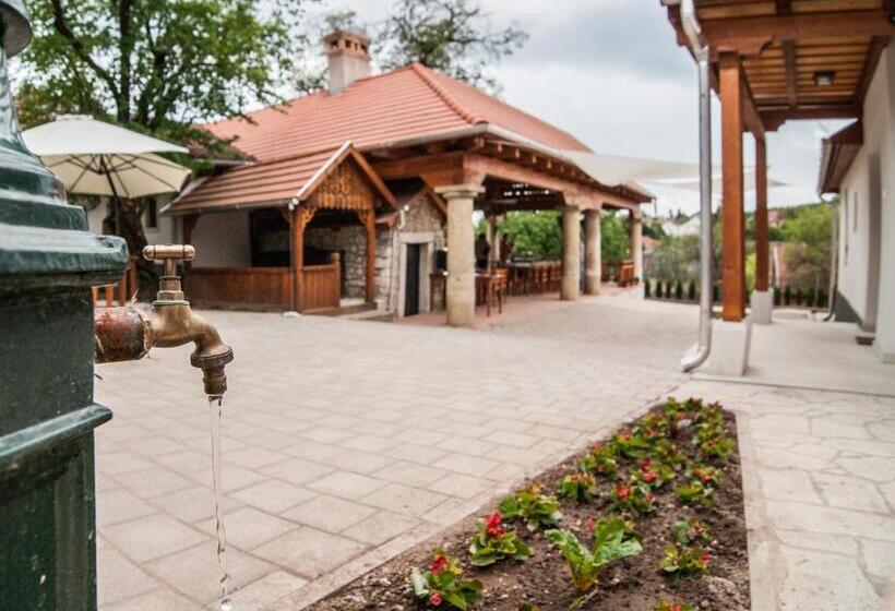 Пансион Zsirai Guest House