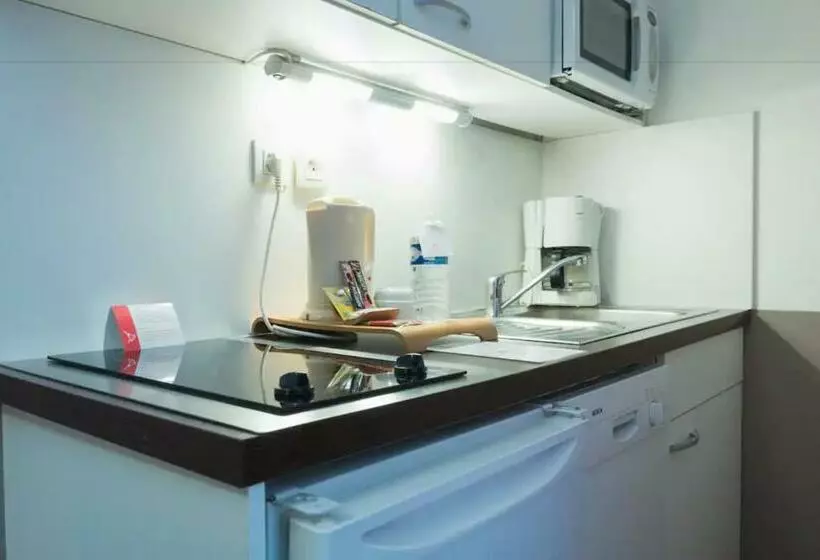 Отель Appart City Classic Lyon Part Dieu