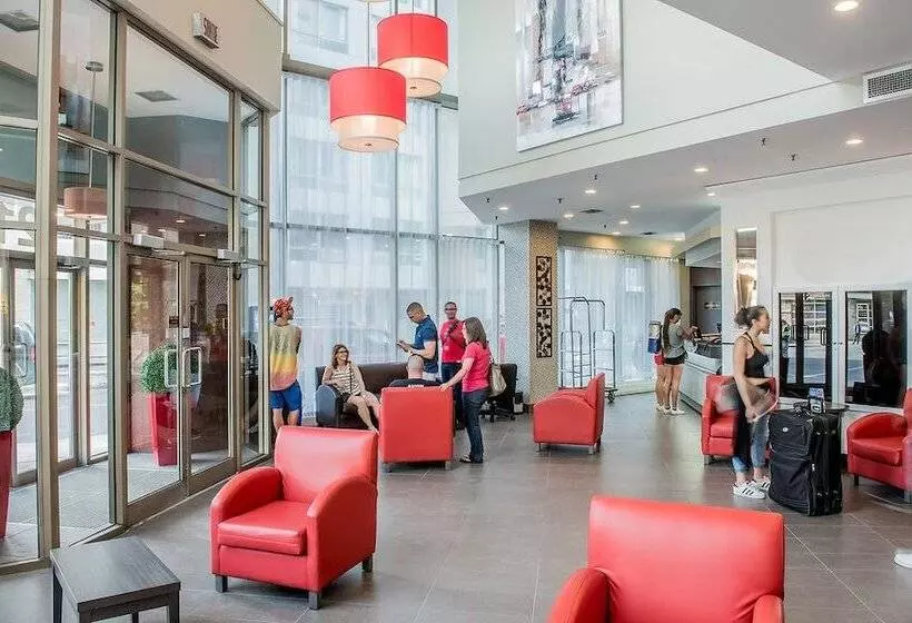 호텔 Chrome Montreal Centreville