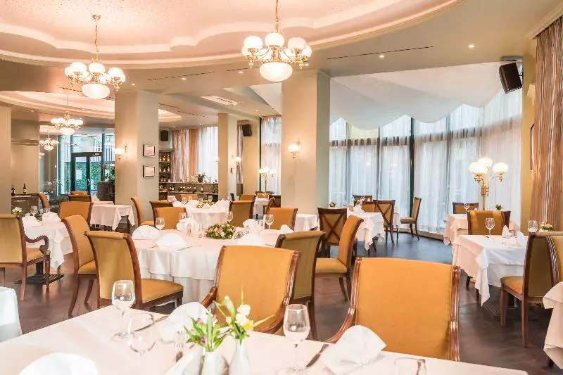 فندق Crystal Palace Boutique