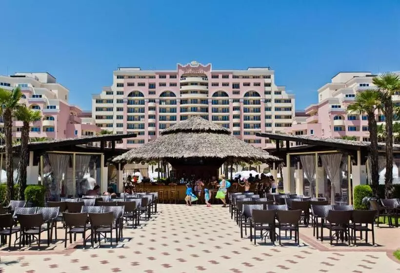 Отель Dit Majestic Beach Resort