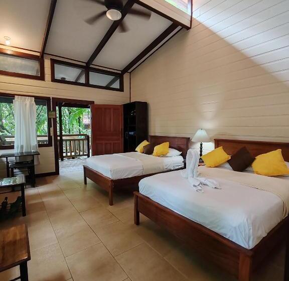 호텔 Evergreen Lodge