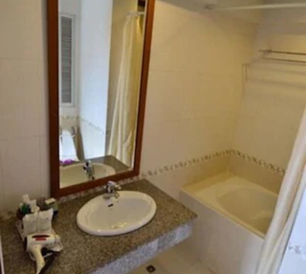 هتل First Bungalow Beach Resort