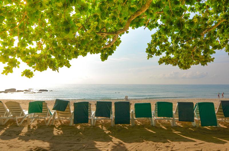 هتل First Bungalow Beach Resort