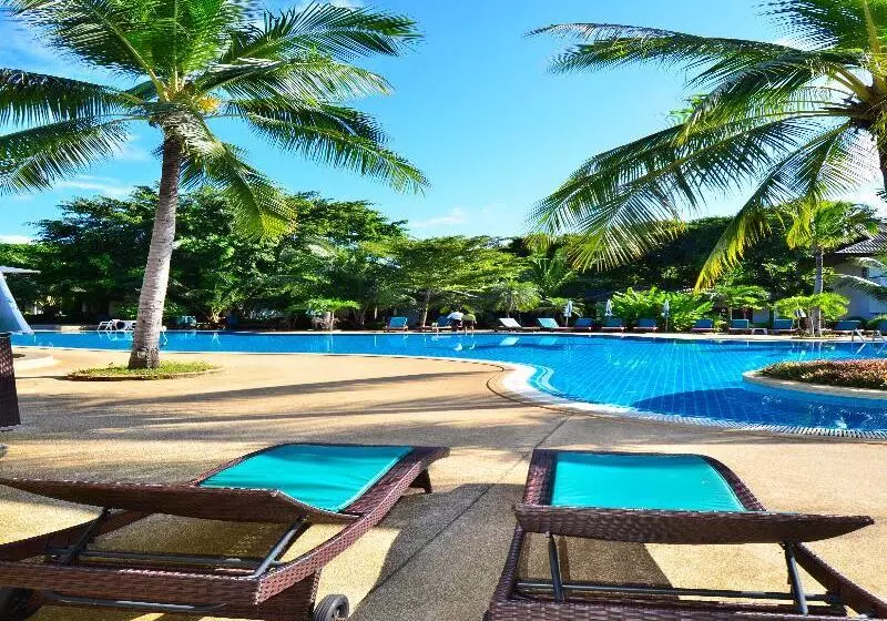 ホテル First Bungalow Beach Resort