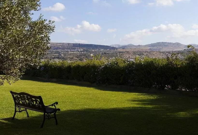 Отель Foresteria Baglio Della Luna