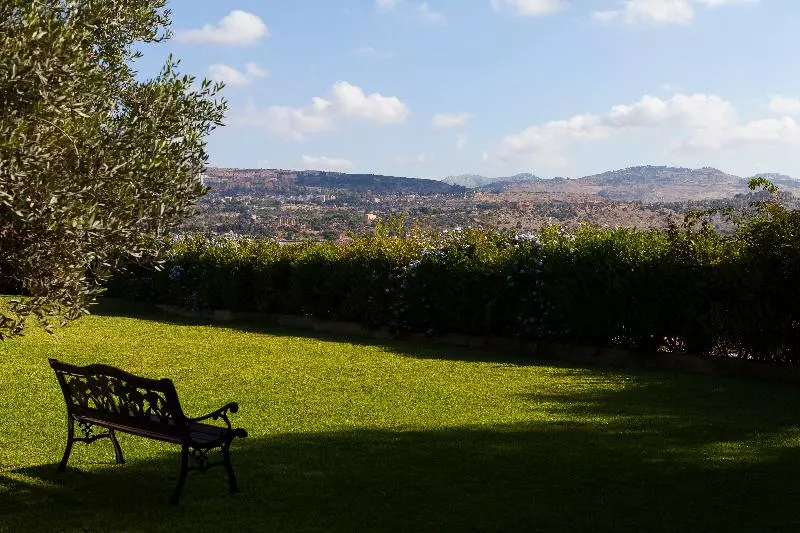 Отель Foresteria Baglio Della Luna