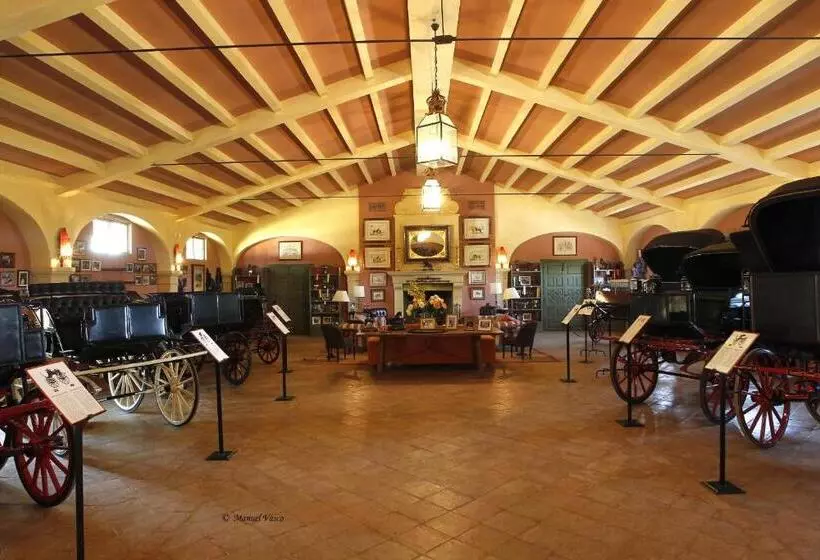 Отель Hacienda De Orán