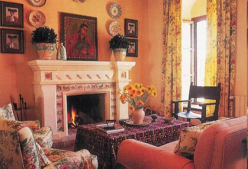 Отель Hacienda De Orán