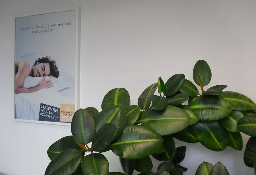 בית מלון כפרי Première Classe Metz Est Technopole