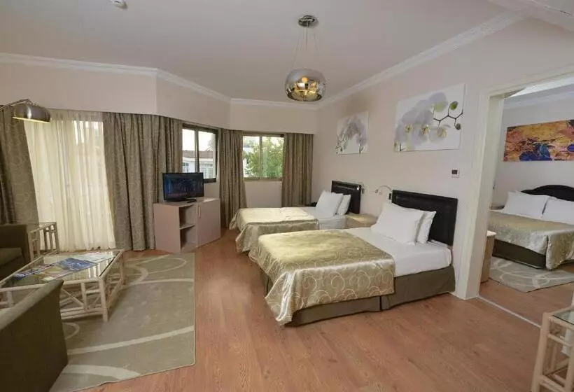 Отель Jasmine Court