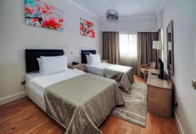 Отель Jasmine Court