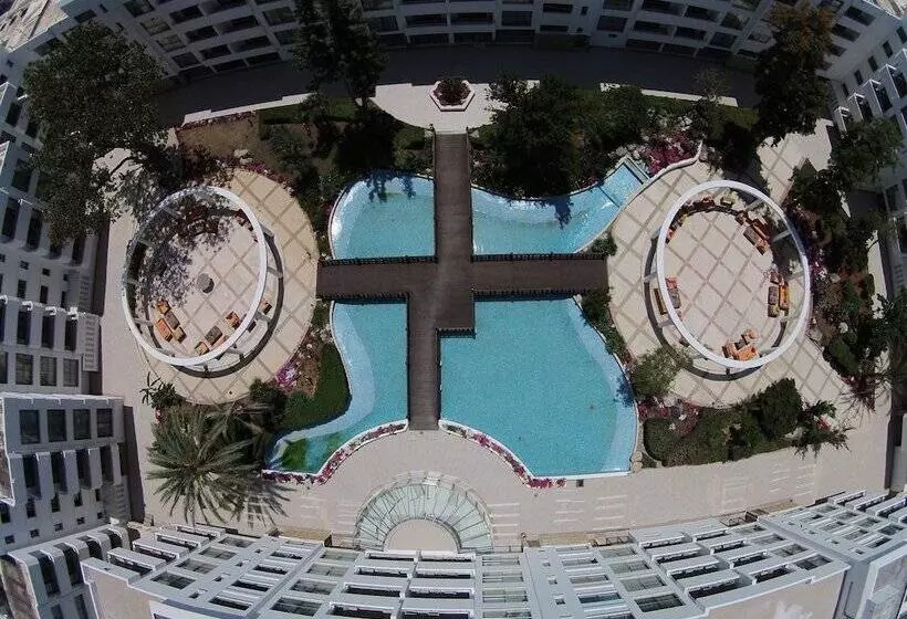 Отель Jasmine Court