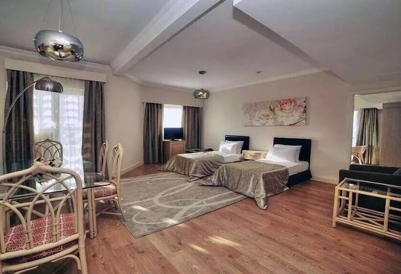 Отель Jasmine Court