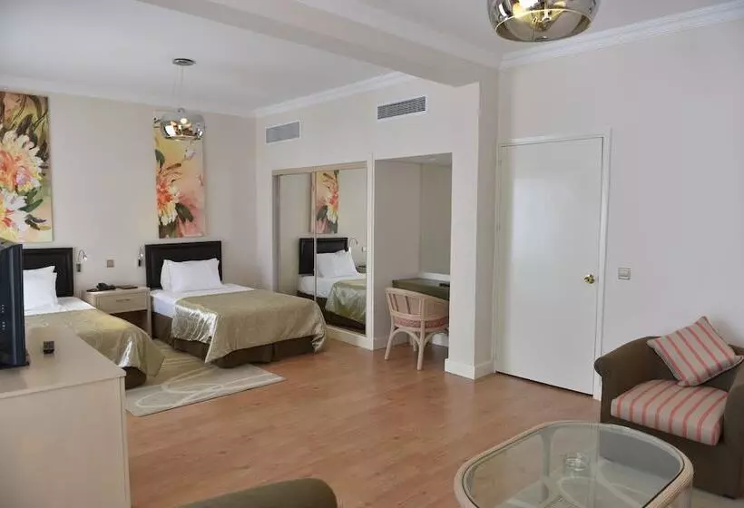 Отель Jasmine Court