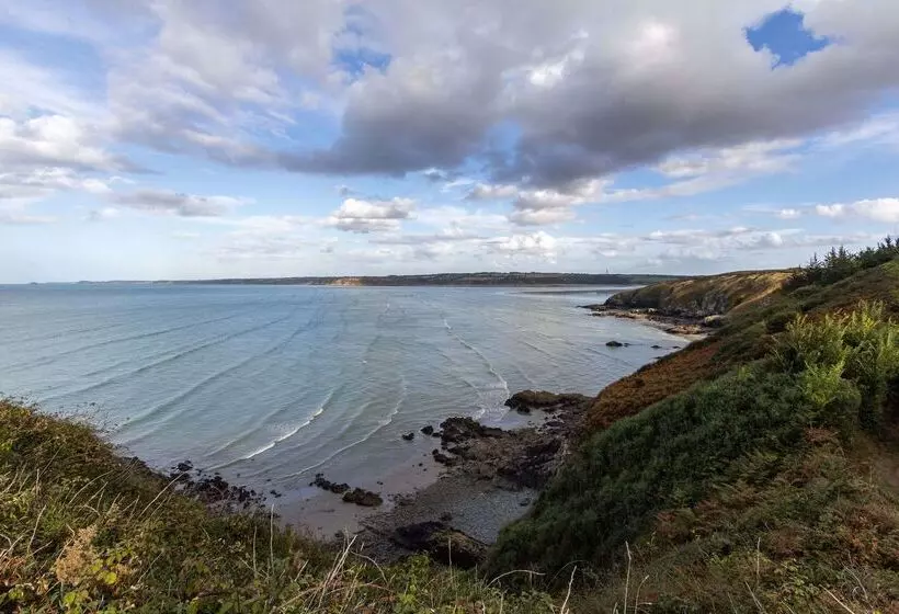 Kyriad Hotel Lamballe