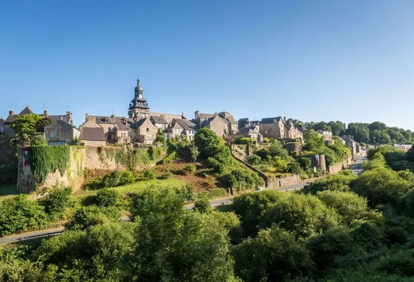 Kyriad Hotel Lamballe