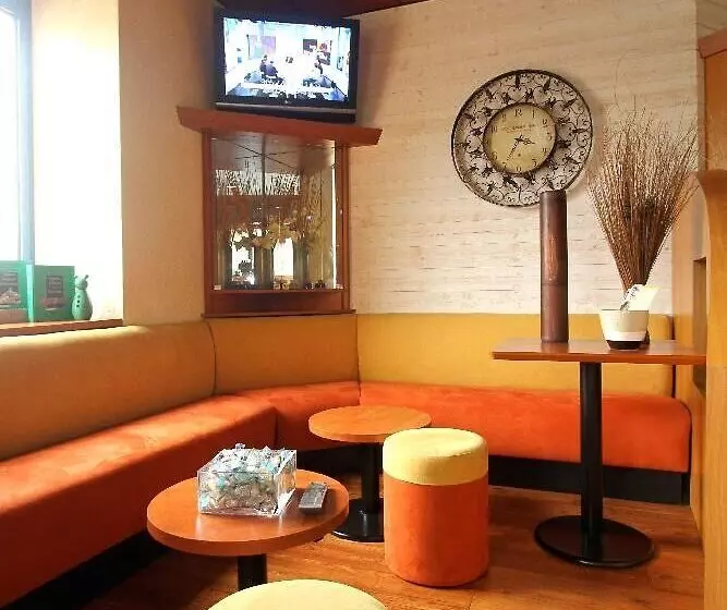 Kyriad Hotel Lamballe