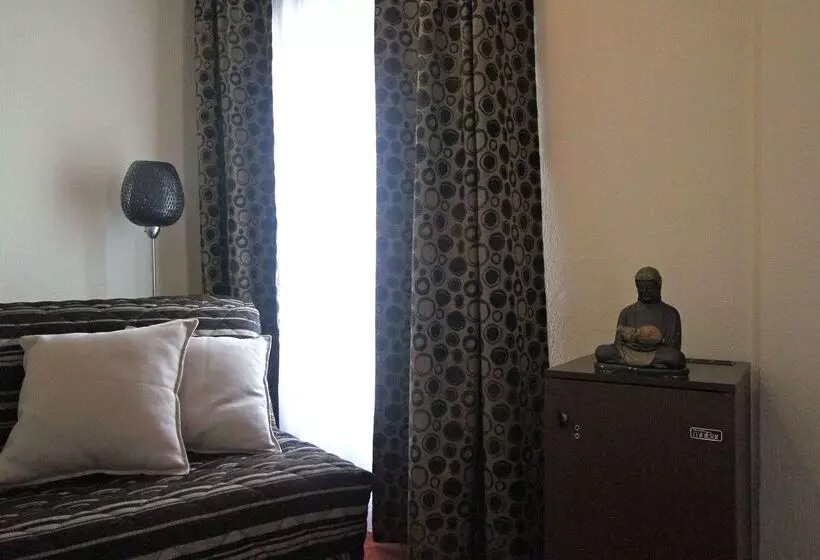 Kyriad Hotel Lamballe