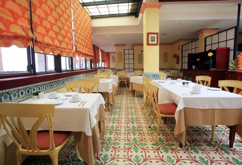 ホテル Reveron Plaza