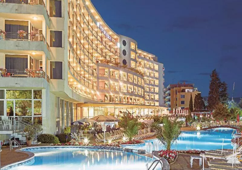 فندق Neptun Beach