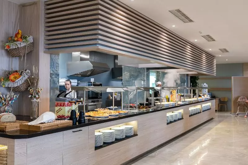 فندق Neptun Beach