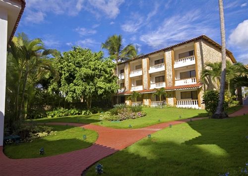 هتل Playa Esmeralda Resort