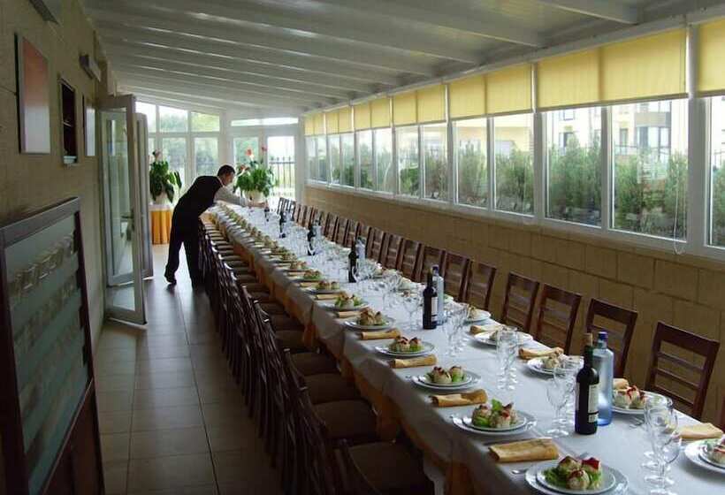 فندق Spa Playa Langosteira By Adeloló