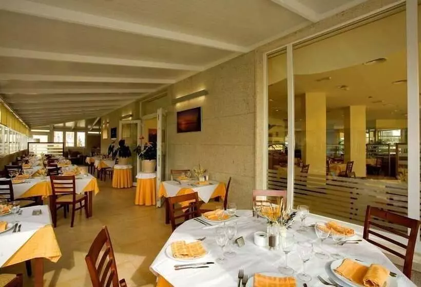 Hotel Spa Playa Langosteira By Adeloló