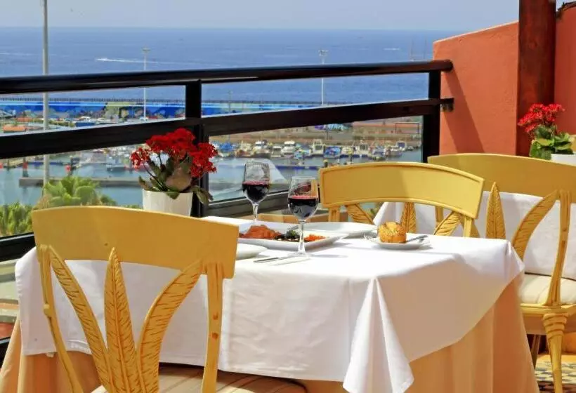 ホテル Reveron Plaza