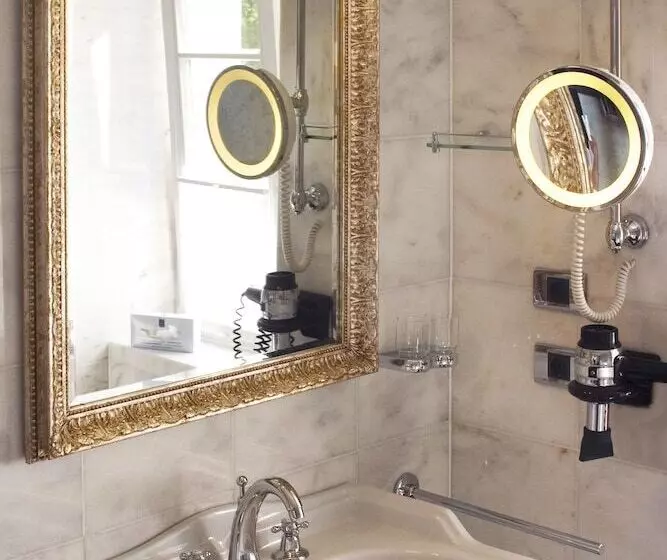 Отель Schloss Diedersdorf