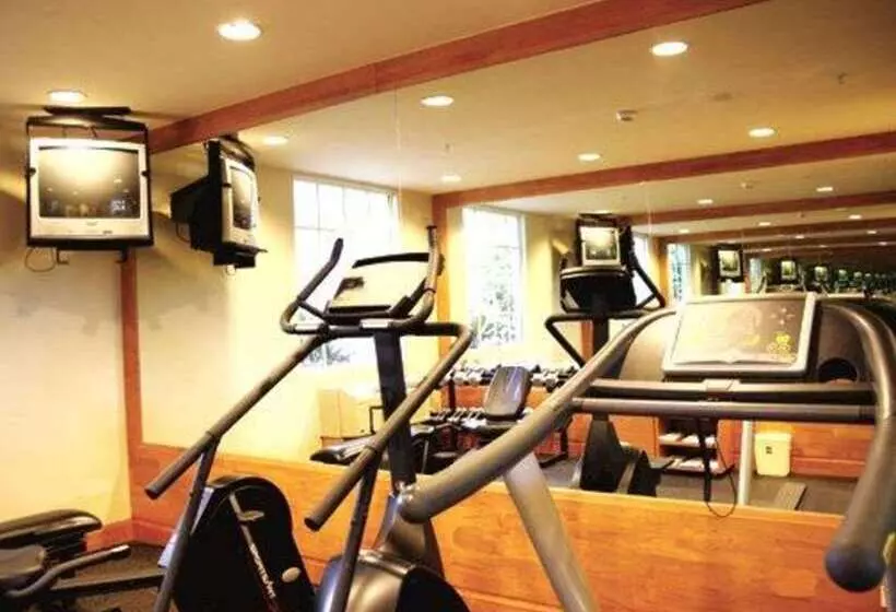 酒店 Sleep Inn Paseo Las Damas