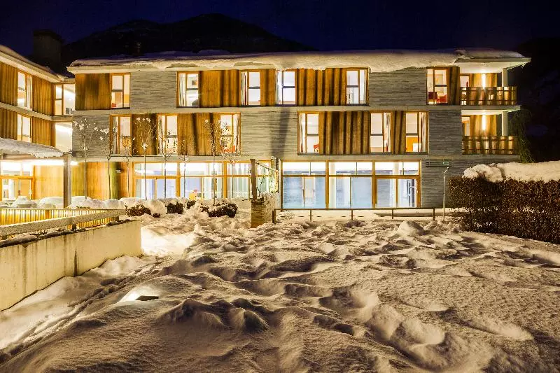 ホテル Tierra De Biescas