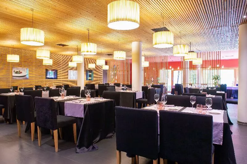 ホテル Tierra De Biescas