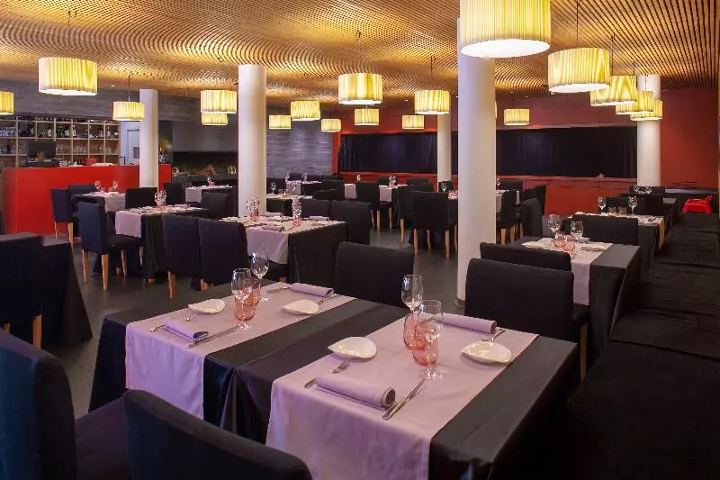 ホテル Tierra De Biescas