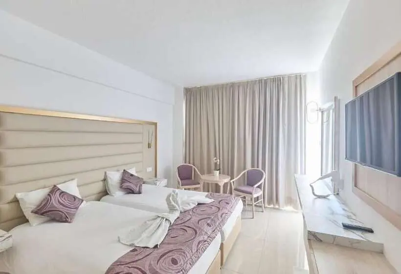 Отель Tsokkos Protaras