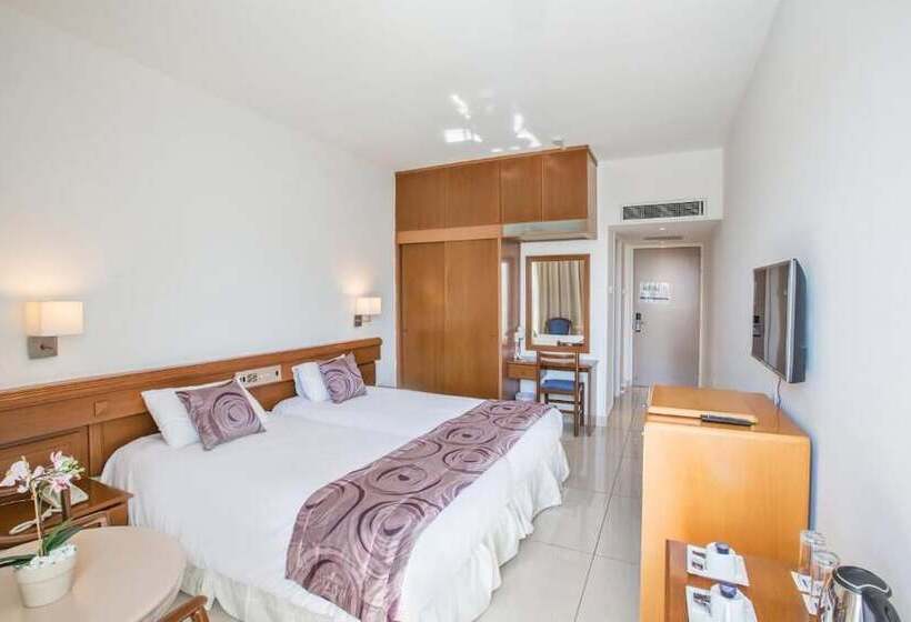 Hotel Tsokkos Protaras