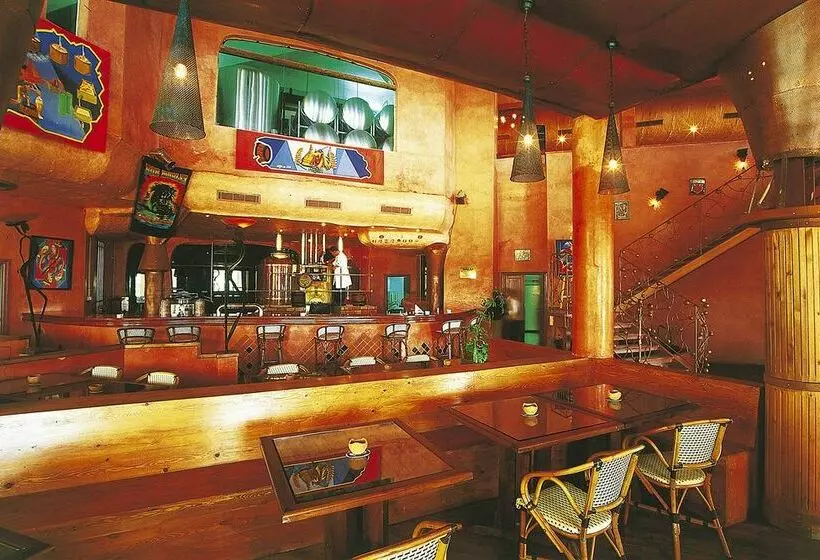 هتل Yasmine Beach