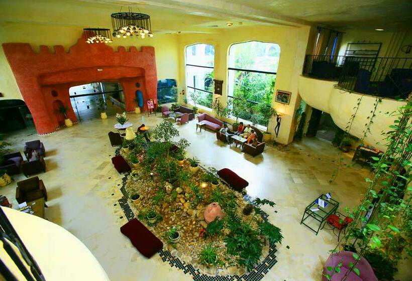 فندق Yasmine Beach