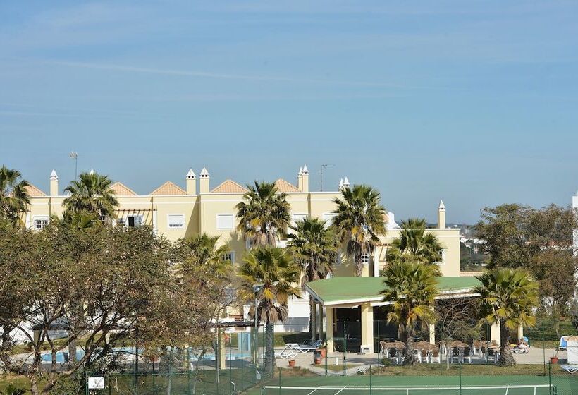 Praia Da Lota Resort - Beachfront Apartments